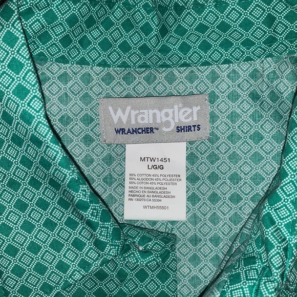 Green wrangler western ss snap shirt - Picture 3 of 4